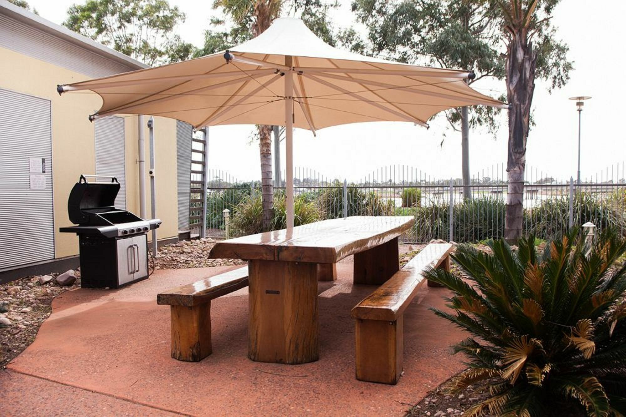 Majestic Oasis Apartments Port Augusta Εξωτερικό φωτογραφία
